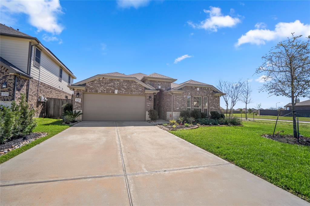 17322 Chester Valley Trail, Hockley, Texas image 3