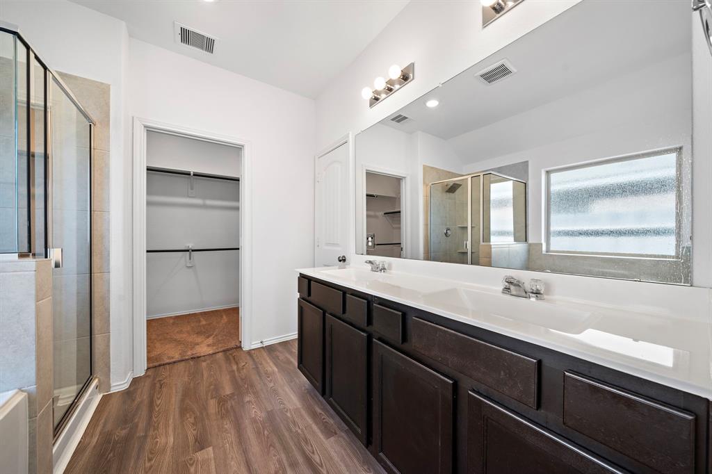 446 Ridgewood Terrace Drive, La Marque, Texas image 14