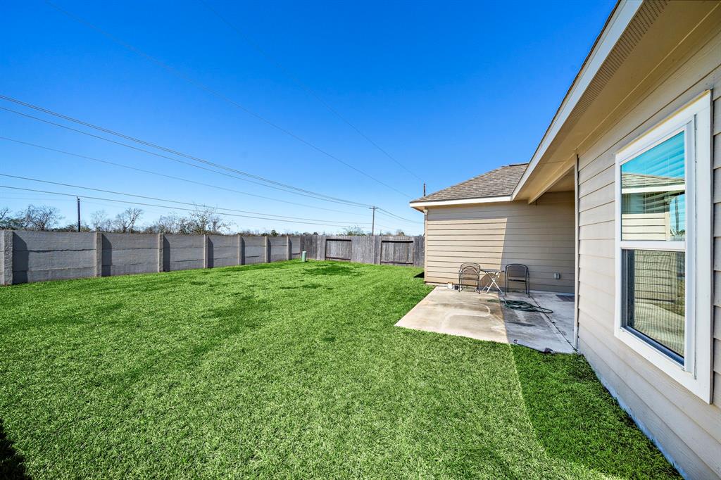 446 Ridgewood Terrace Drive, La Marque, Texas image 20