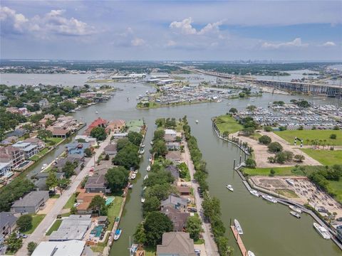 A home in Kemah