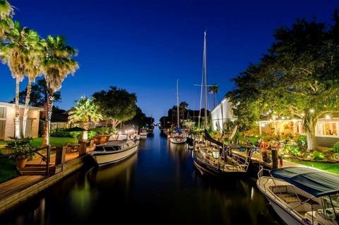 A home in Kemah