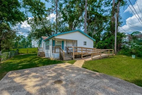 16861 W Lynbrook Montgomery TX 77316