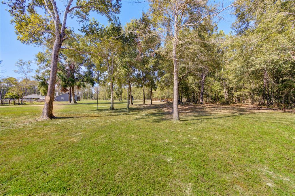 557 County Road 3016, Dayton, Texas image 38