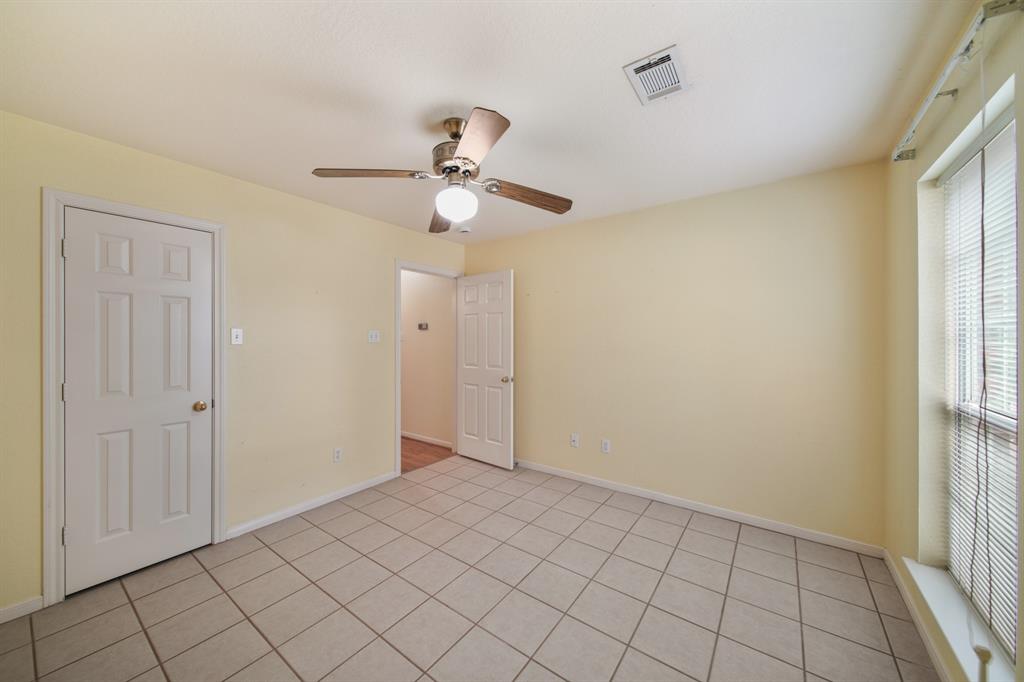 5509 Sycamore Drive, Dickinson, Texas image 35