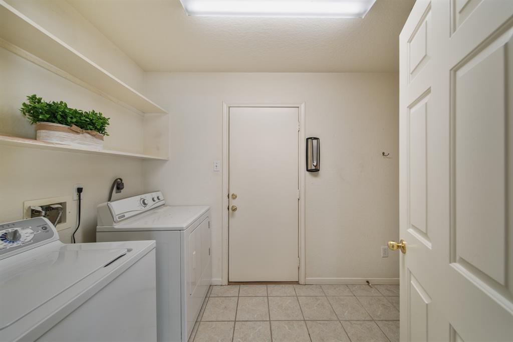 5509 Sycamore Drive, Dickinson, Texas image 19