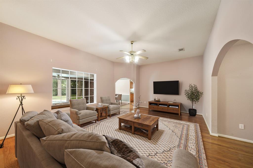 5509 Sycamore Drive, Dickinson, Texas image 7