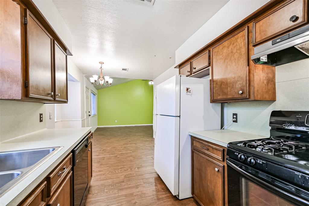 2116 Monterrey Street, Kemah, Texas image 14
