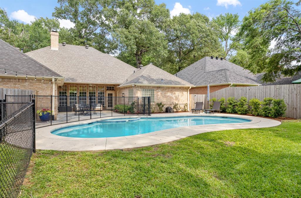 4911 Barclay Drive, Tyler, Texas image 37