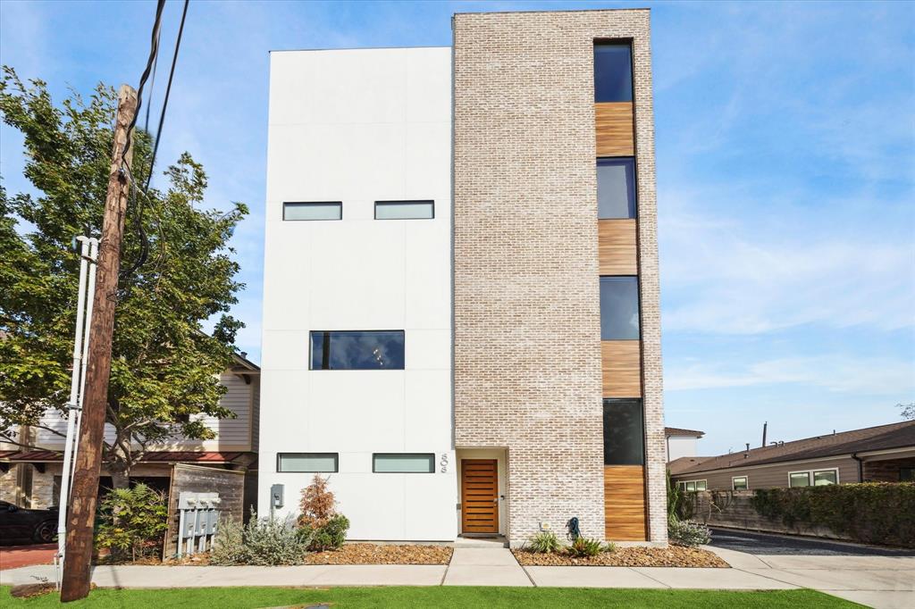 808 Olive Street