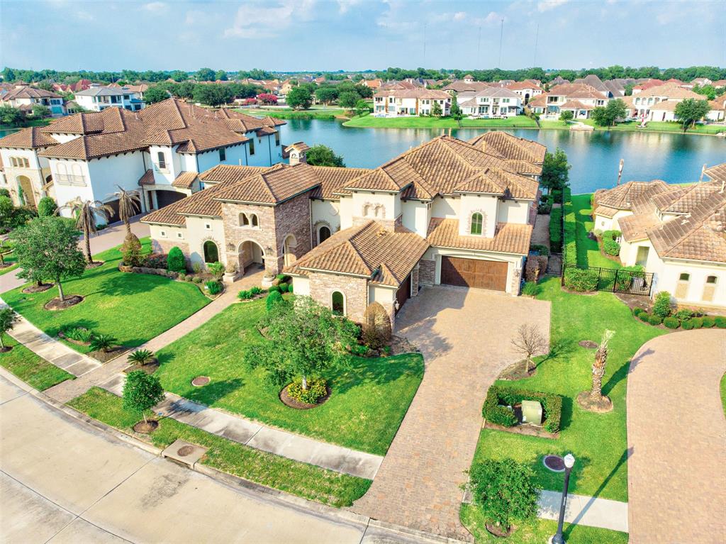 14 Ivy Bend Lane
