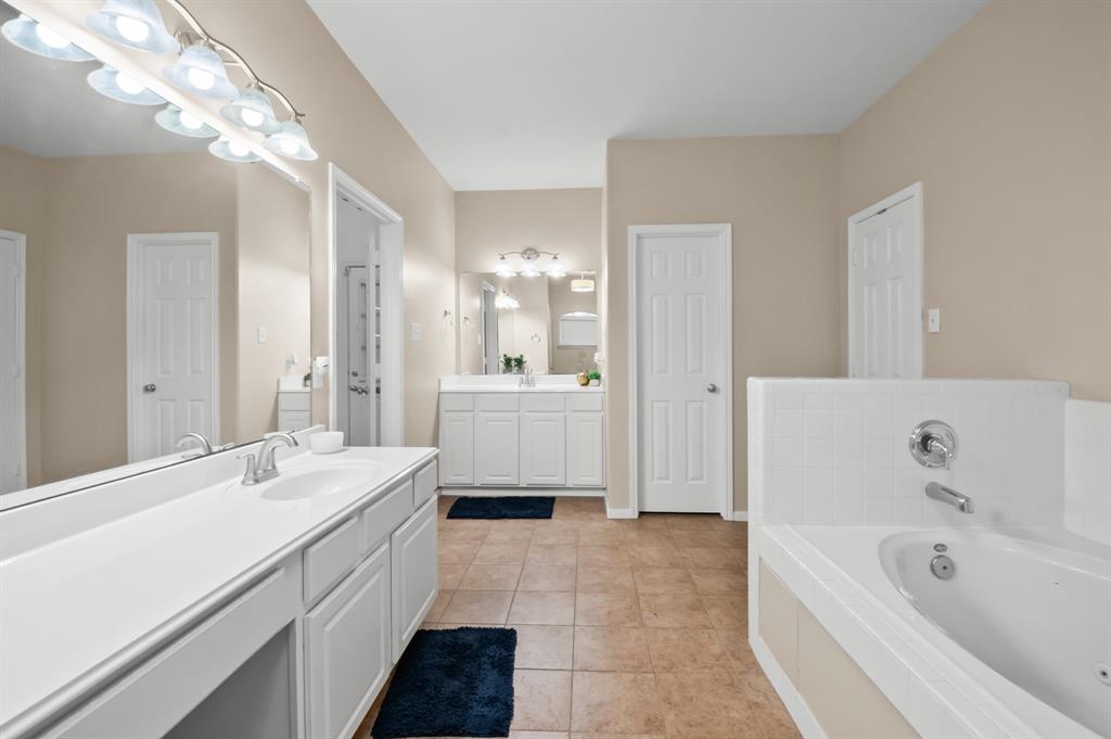 5506 Imperial Wood Court, Rosharon, Texas image 20
