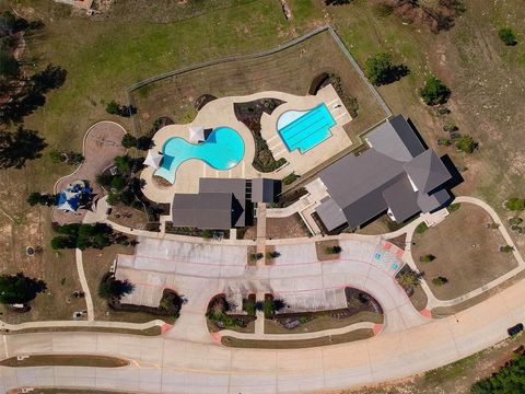 A home in Conroe