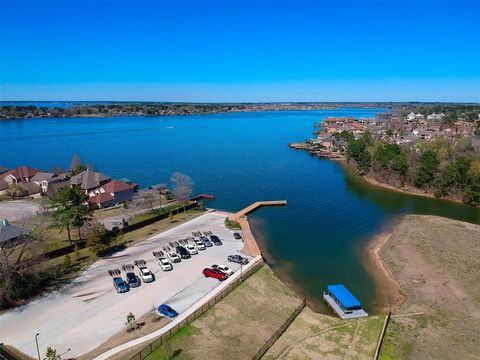 A home in Conroe