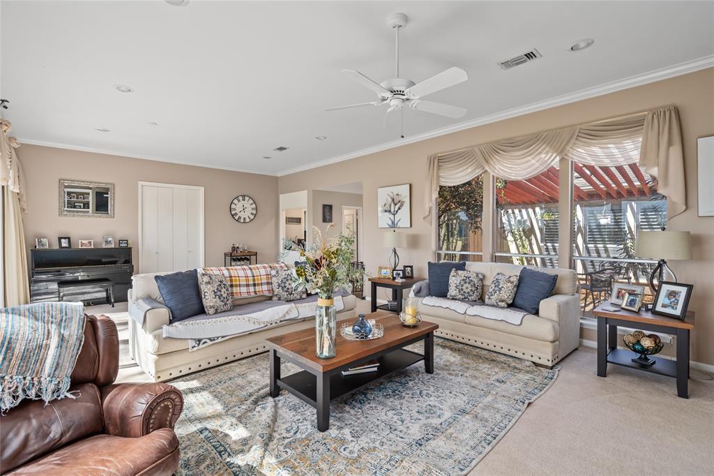 2526 Country Club Boulevard, Sugar Land, Texas image 12