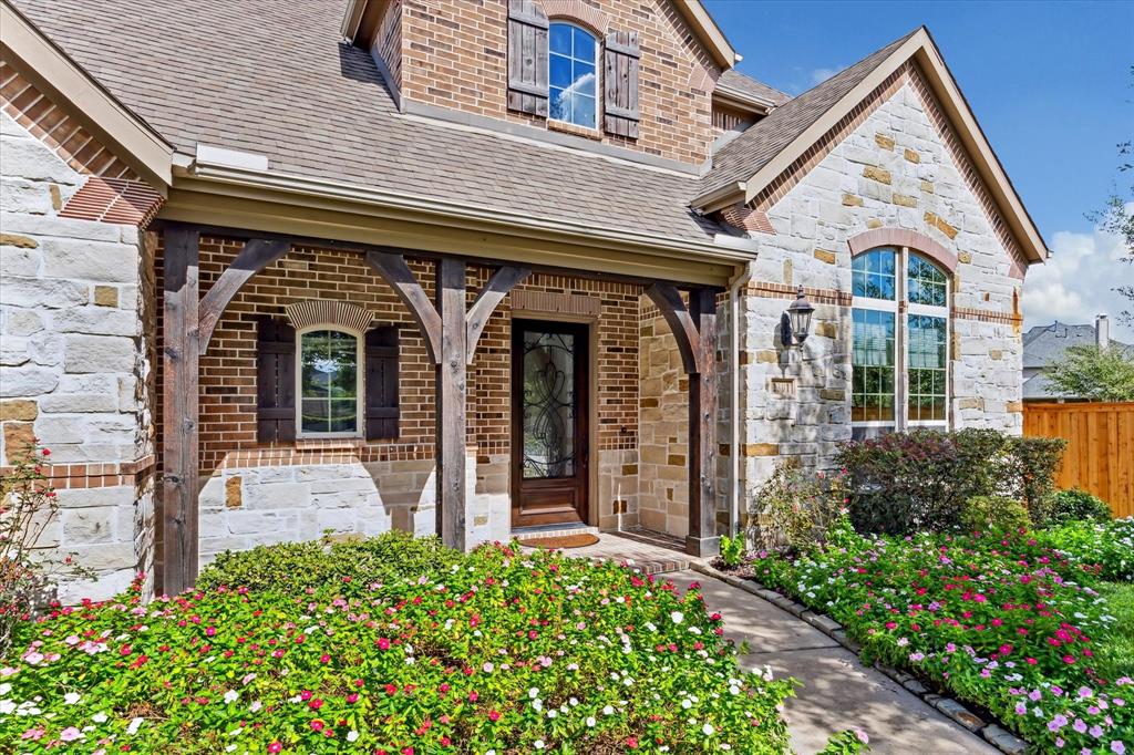 2301 Farris Valley Lane, Friendswood, Texas image 3