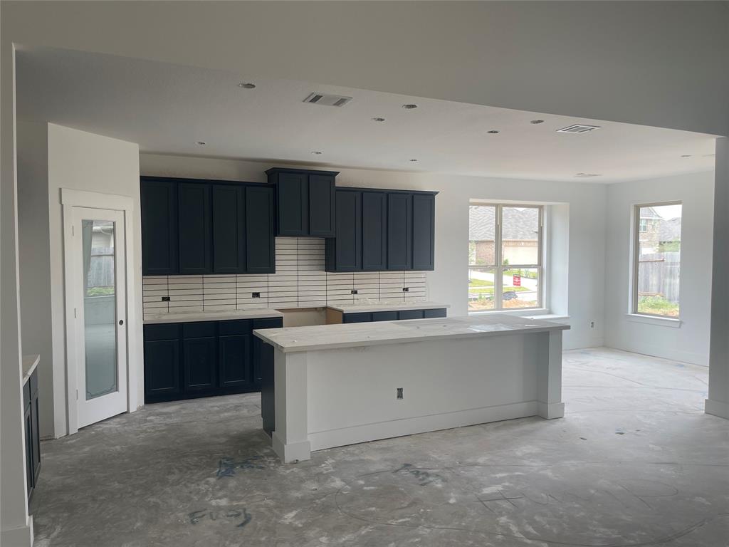 property-search 2 21705 Southern Valley Lane