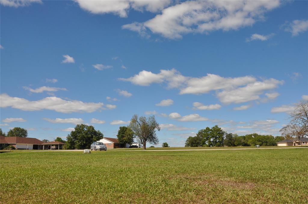 Heather Lane, Trinity, Texas image 3