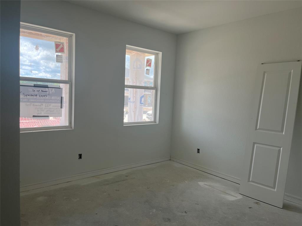 422 Monarch Trail, Huntsville, Texas image 8