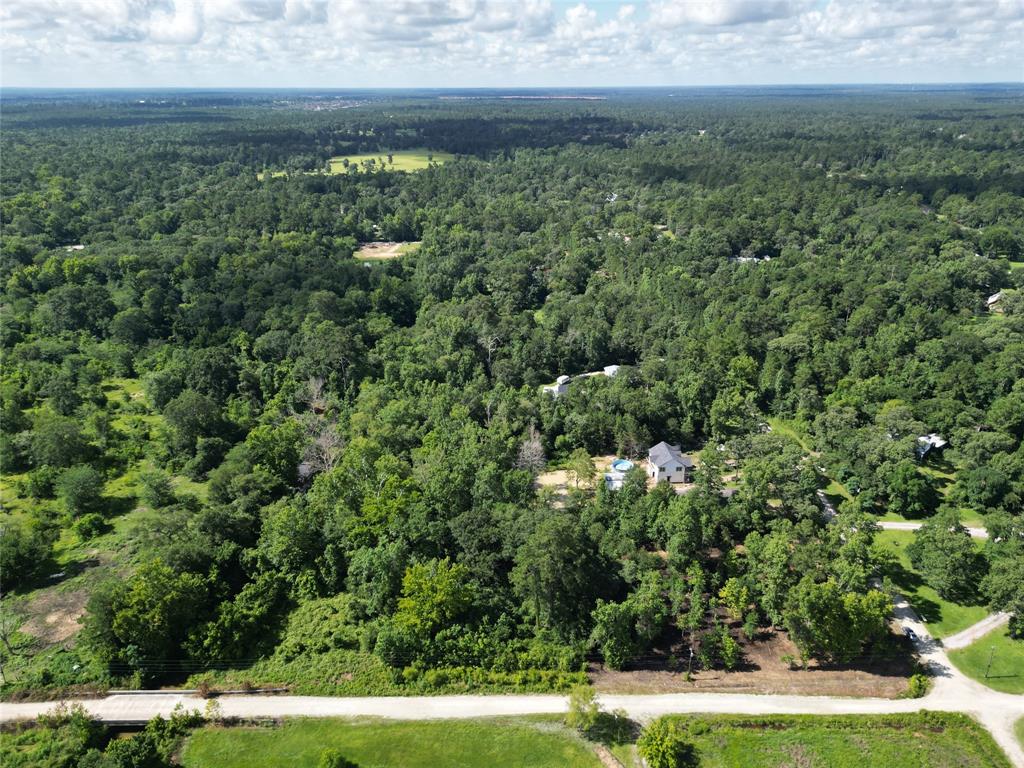 00 Red Oak Drive