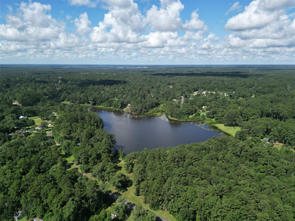 00 Red Oak Drive