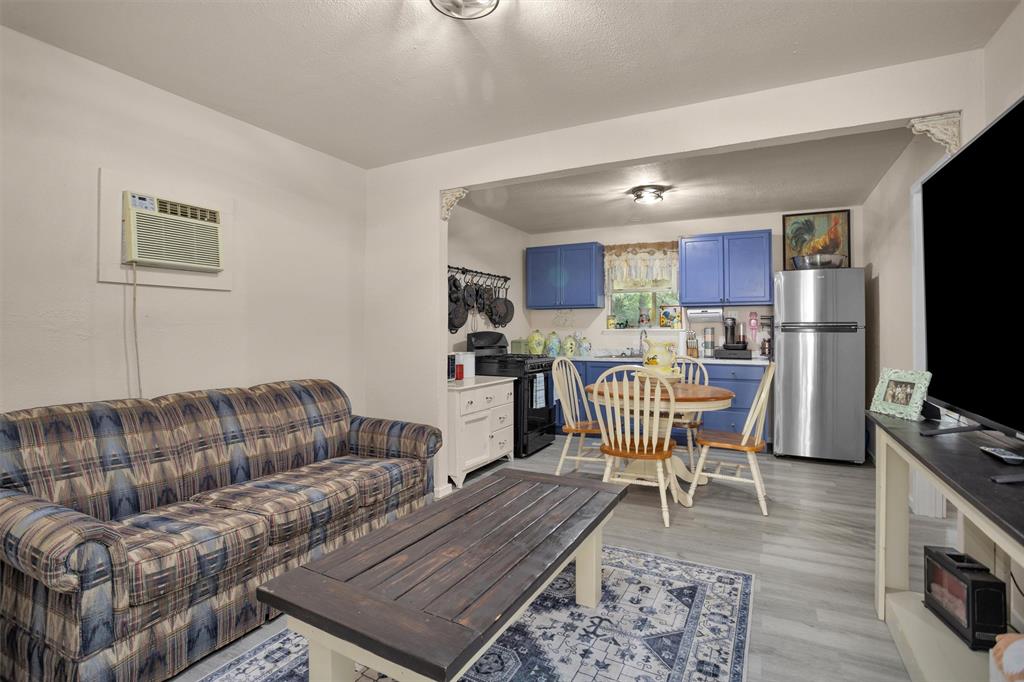8516 Hickory Road, Plantersville, Texas image 29