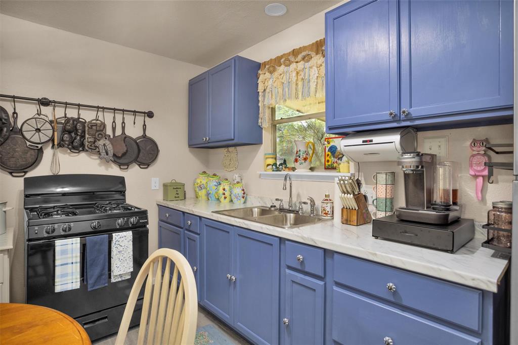 8516 Hickory Road, Plantersville, Texas image 32