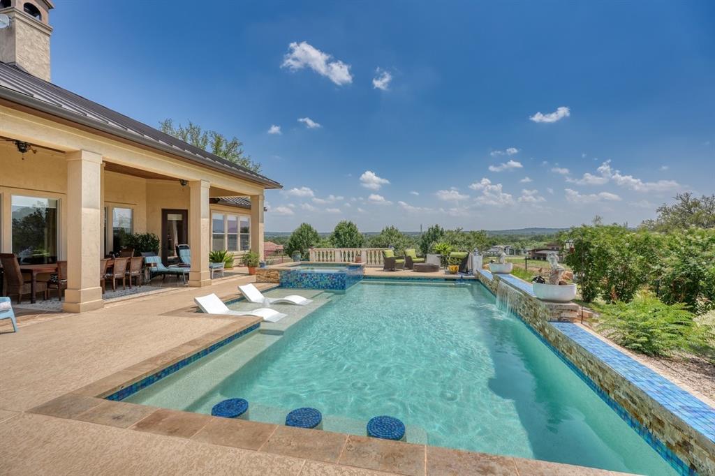 143 Westgate Loop, Horseshoe Bay, Texas image 2