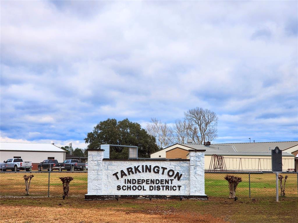 990 Tarkington Timbers Drive, Cleveland, Texas image 19