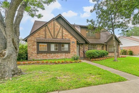 15415 Saint Cloud Drive Houston TX 77062