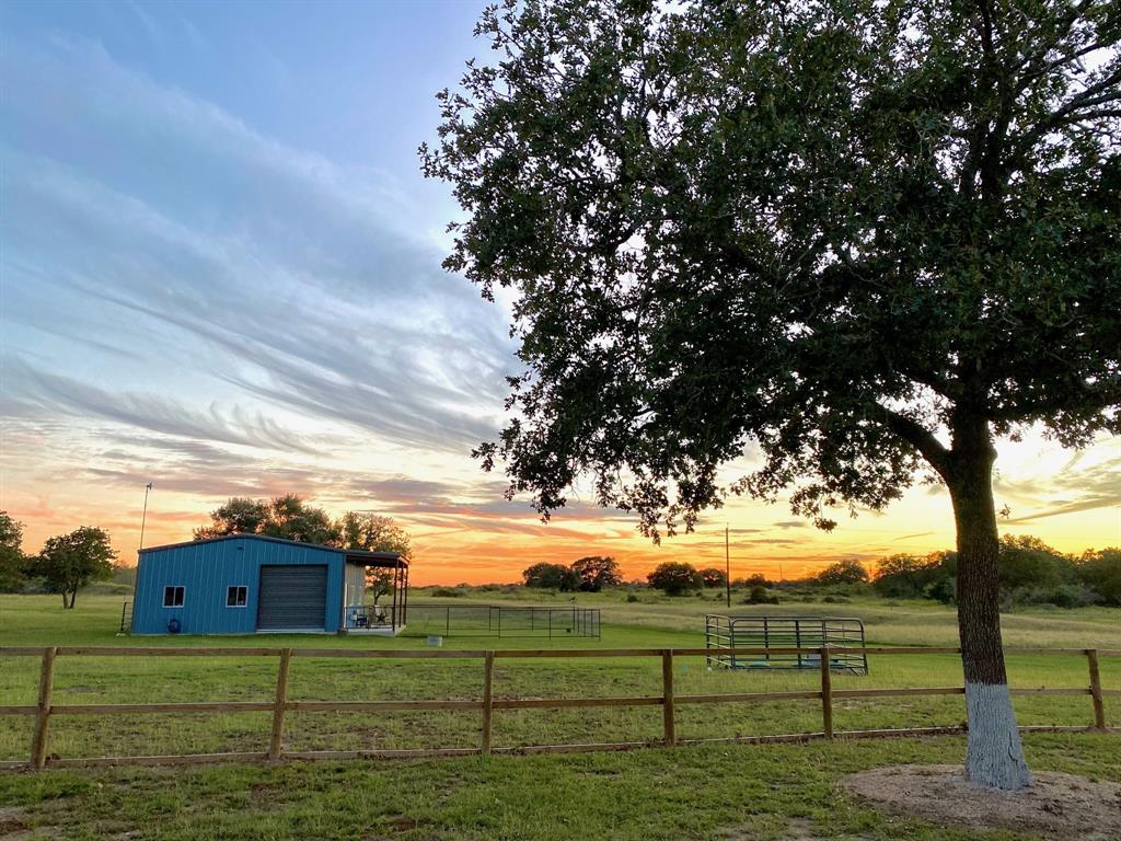 10080 Fm 682, Yoakum, Texas image 38