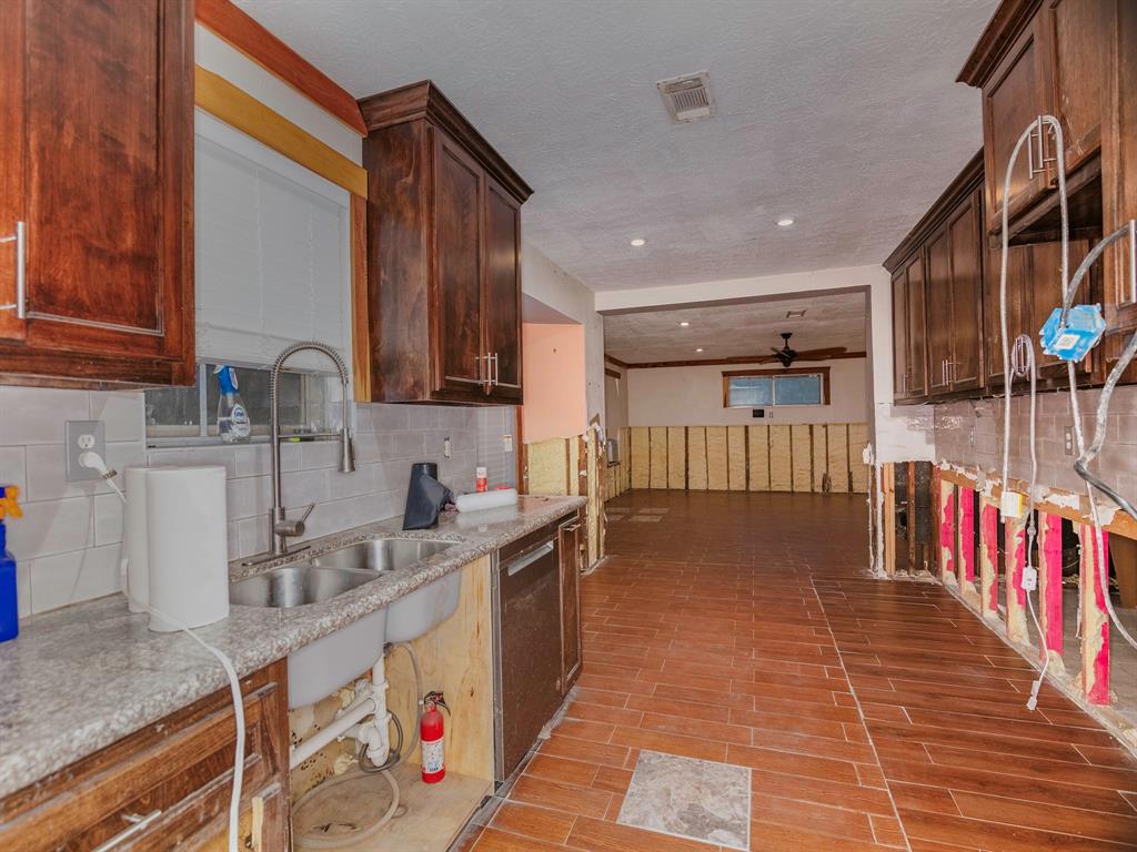 549 County Road 140, Liberty, Texas image 14