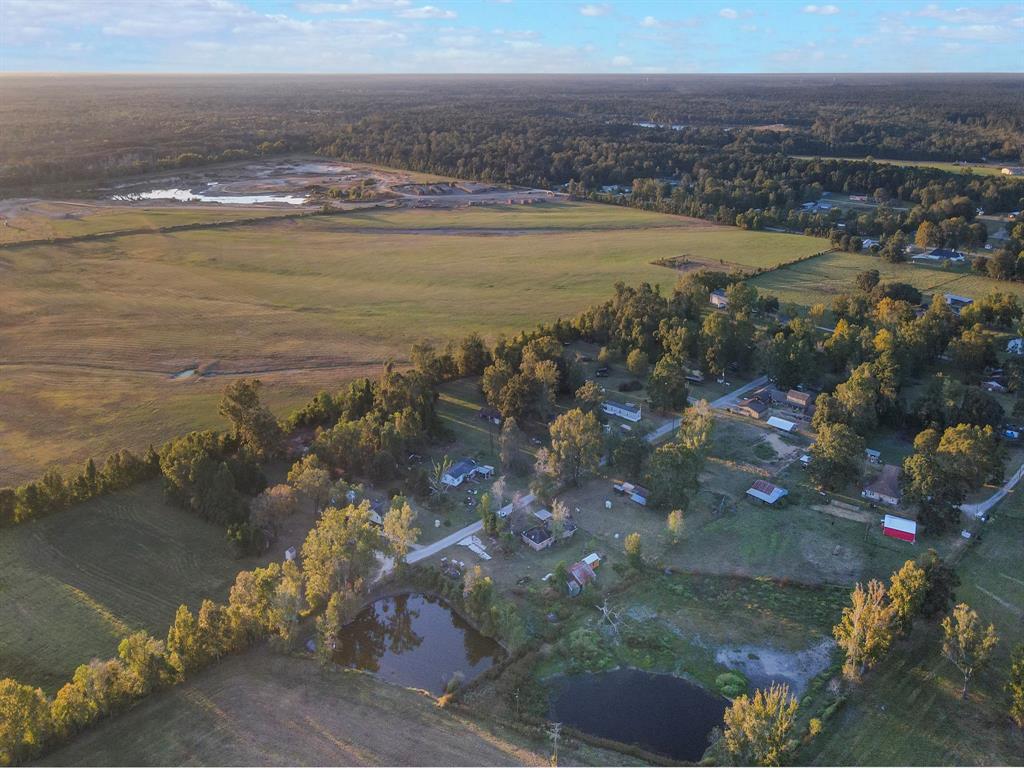 549 County Road 140, Liberty, Texas image 35