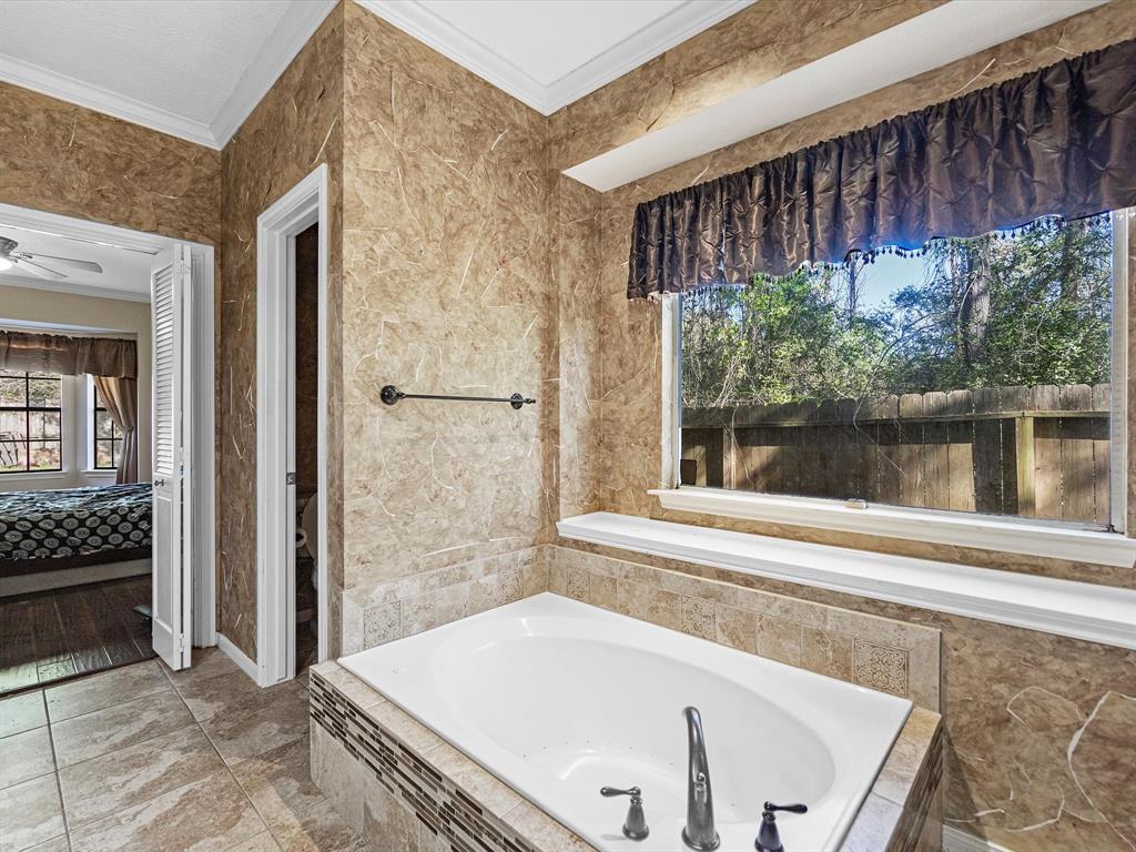 3319 Emerald Grove Drive, Kingwood, Texas image 15