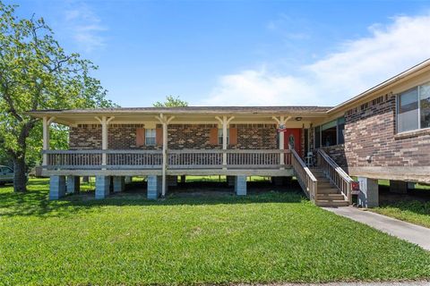 A home in Alvin