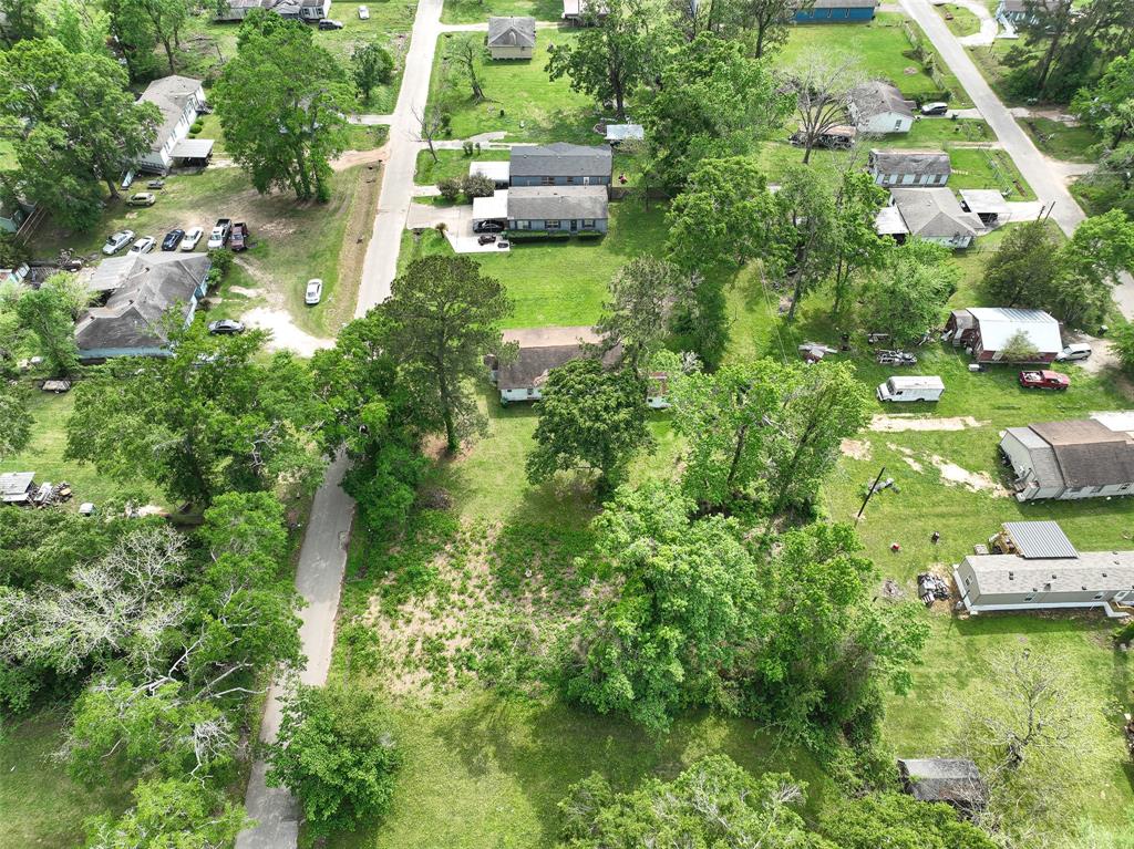 Ross Avenue, Cleveland, Texas image 14