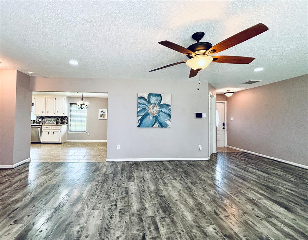 2413 Kingsdale Drive, Deer Park, Texas image 20