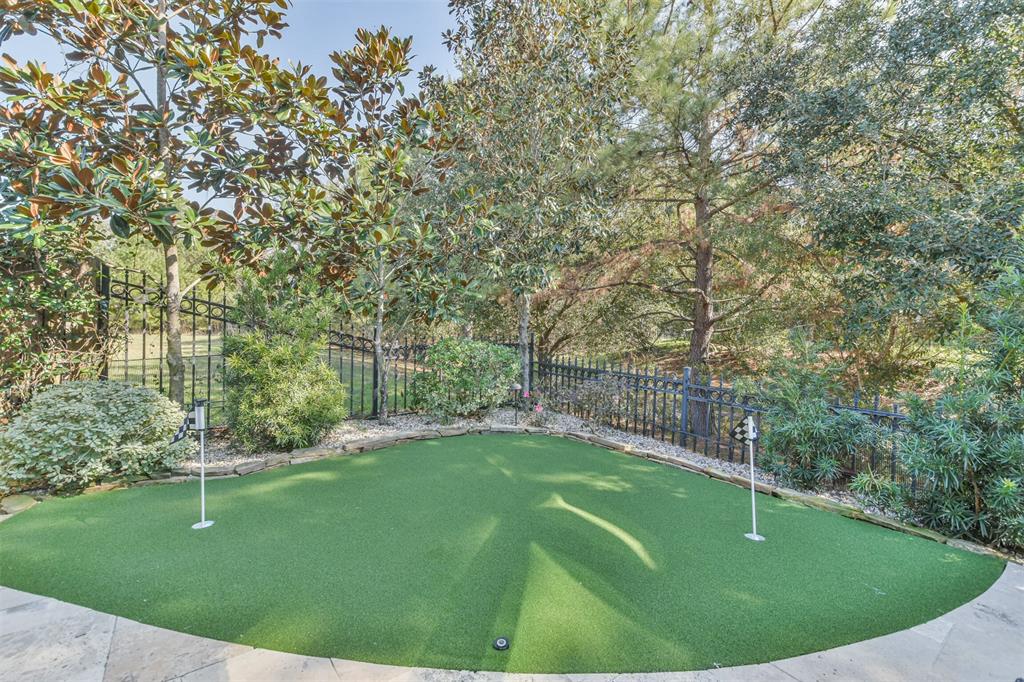1210 Welland Way, Kingwood, Texas image 10