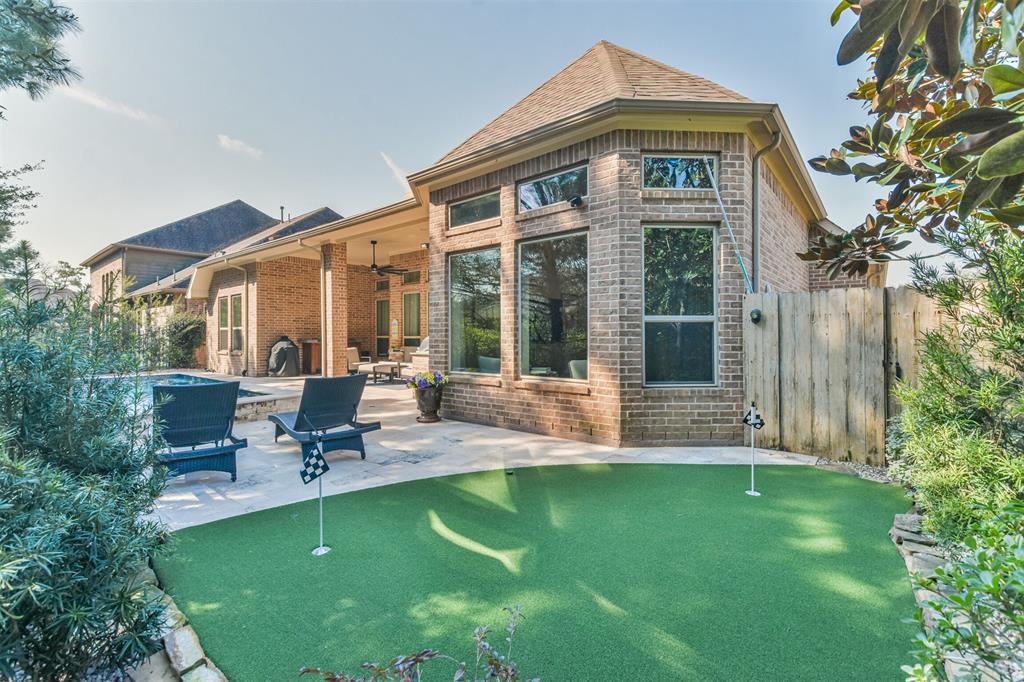 1210 Welland Way, Kingwood, Texas image 9