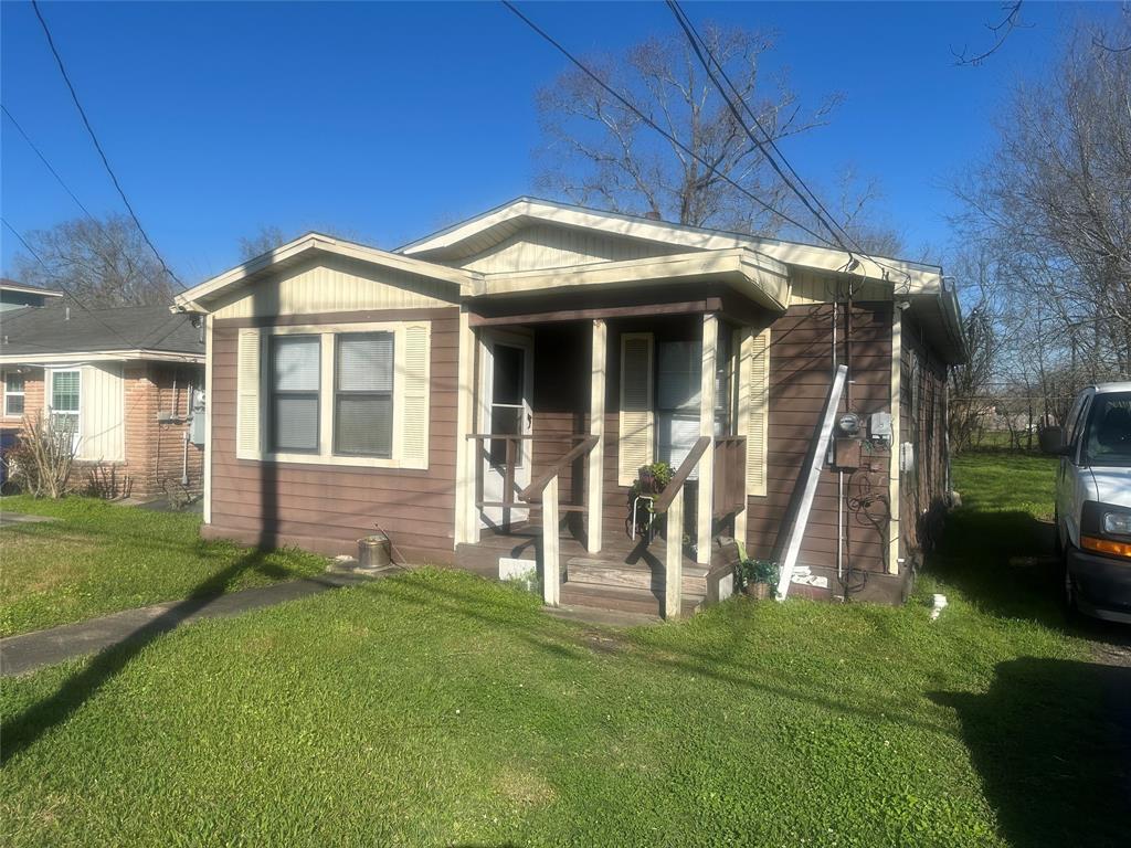404 S Texas St St, Texas City, Texas image 1