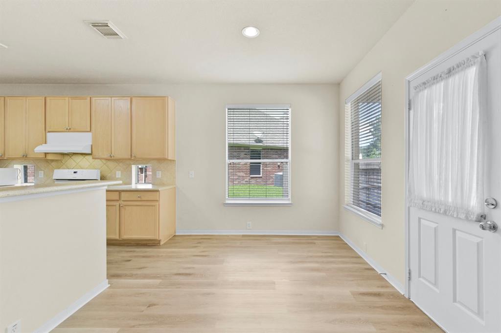 3207 Nickwill Way, Spring, Texas image 11