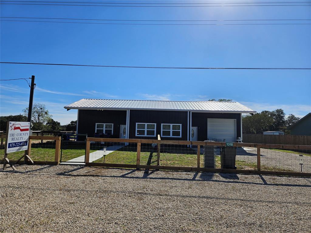 1318 Us Highway 90a, Sheridan, Texas image 25