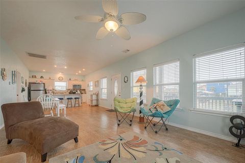 Single Family Residence in Crystal Beach TX 844 Sage Road 6.jpg