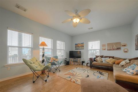 Single Family Residence in Crystal Beach TX 844 Sage Road 4.jpg