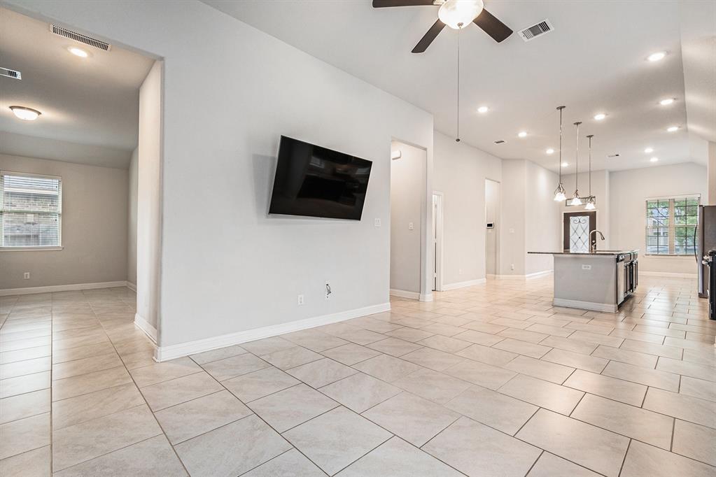 31310 Gulf Cypress Lane, Hockley, Texas image 13