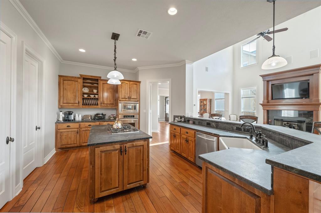 3215 Founders Drive, Bryan, Texas image 11
