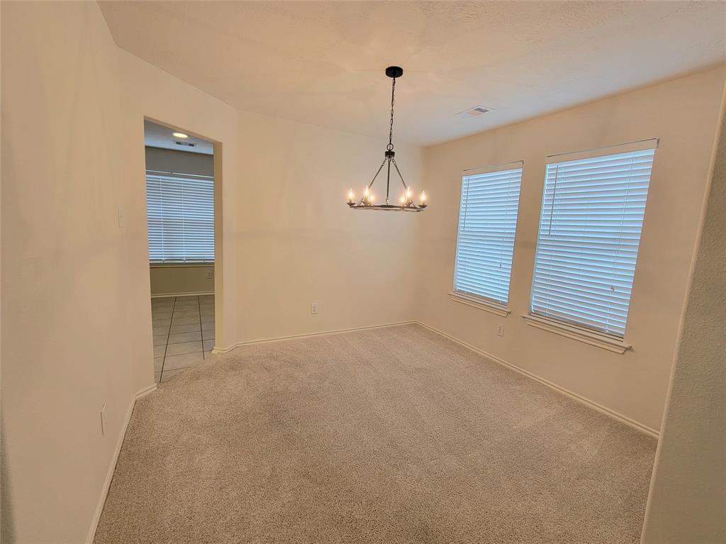 2430 Floral Ridge Drive, Spring, Texas image 4