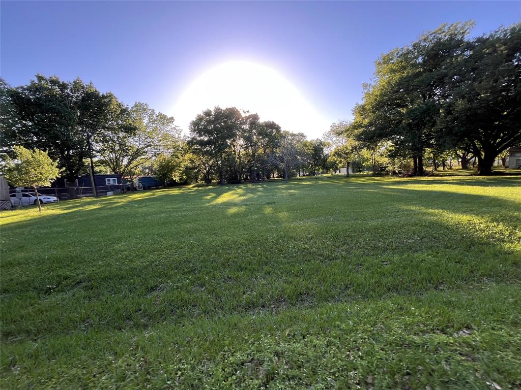 4412 Mockingbird Lane, Bay City, Texas image 2