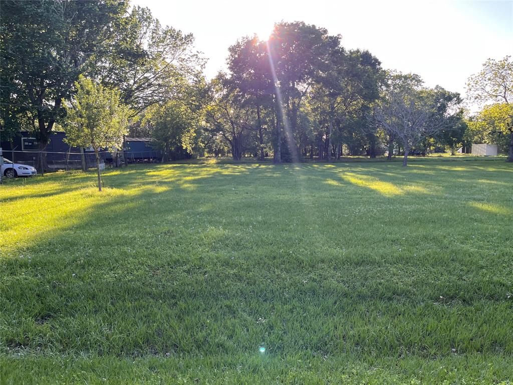 4412 Mockingbird Lane, Bay City, Texas image 4