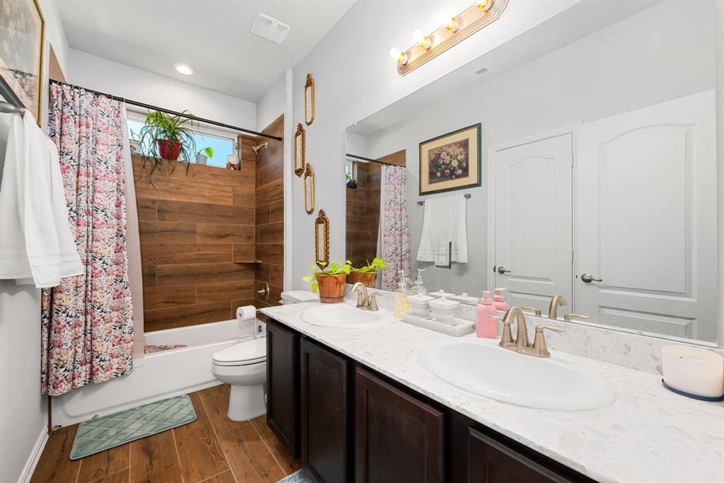 13342 Pecan Trails Drive, Santa Fe, Texas image 11