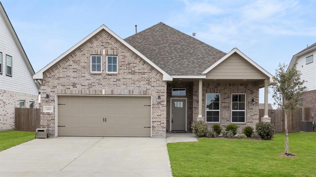 13923 S River Drive, Baytown, Texas image 2